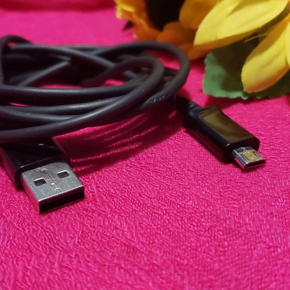 Micro USB-b to USB charger, black, 60